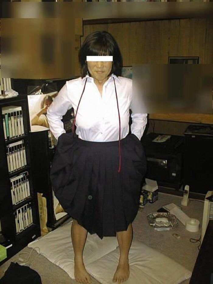 Mature woman burselacospre picture! Soft feel overly influenced by odor. 12th image