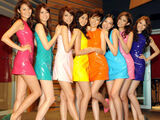 [K-pop overthrow] made its debut with much fanfare from the Oscars 'model girls' legs picture x 6