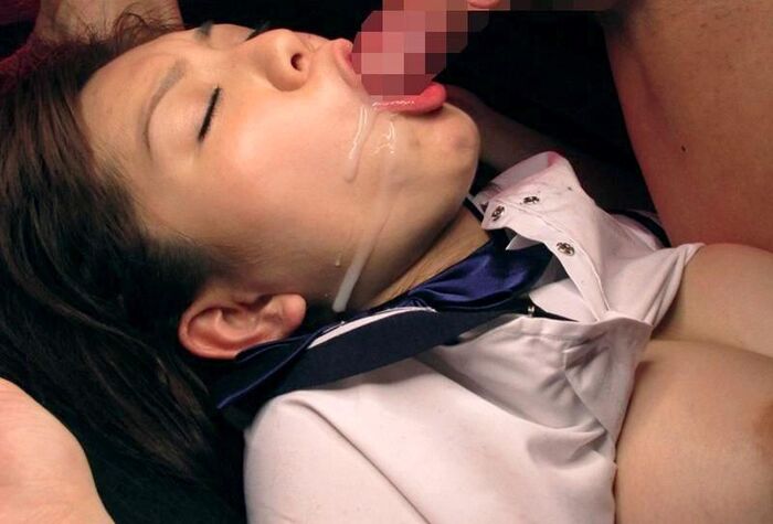 Oral cumshots! Erotic pictures of the bust in her mouth dirty sperm in mouth 28th image